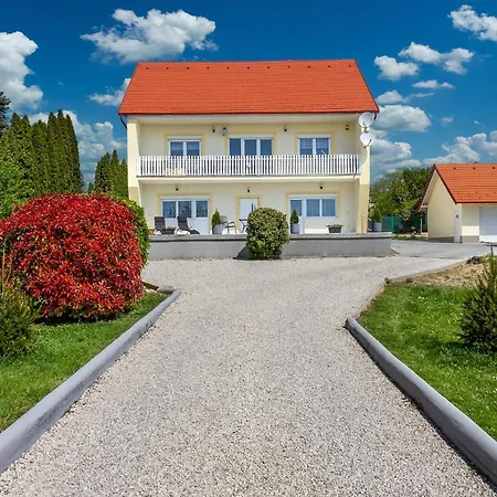 Apartment In - Balaton 43108
