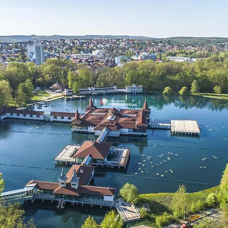 In - Balaton 43108 Appartamento